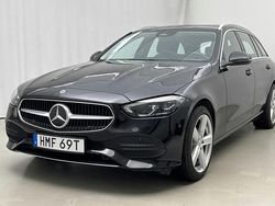 Svart Begagnad 2022 Mercedes C300 Avantgarde Kombi | 299 000 kr