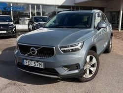 Grå Begagnad 2021 Volvo XC40 Momentum SUV | 339 900 kr (Marknadspris)