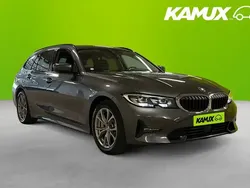 Silver/grå Begagnad 2021 BMW 330e Sport Line Kombi | 278 900 kr (Bra pris)