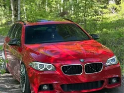 Röd Begagnad 2017 BMW 535 M Sport Kombi | 270 000 kr