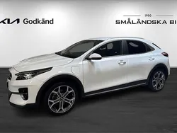 Vit Begagnad 2021 Kia XCeed Advance SUV | 249 000 kr (Marknadspris)