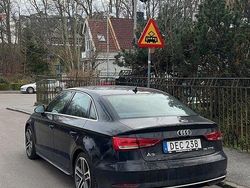 Svart Begagnad 2019 Audi A3 Sport Sedan | 189 000 kr (Bra pris)