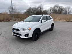 Vit Begagnad 2016 Mitsubishi ASX Comfort Edition SUV | 59 900 kr