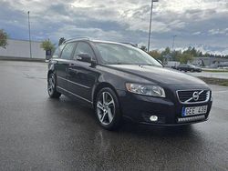 Svart Begagnad 2012 Volvo V50 Momentum Kombi | 82 000 kr (Marknadspris)