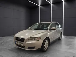 Ljusgrå Begagnad 2007 Volvo V50 Kinetic Kombi | 34 900 kr (Lite dyr)