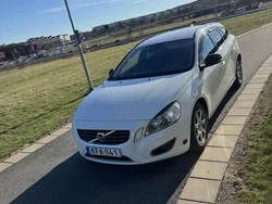 Vit Begagnad 2013 Volvo V60 Momentum Kombi | 57 500 kr (Bra pris)
