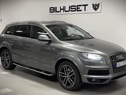 Grå Begagnad 2013 Audi Q7 S-Line SUV | 229 900 kr (Dyr)