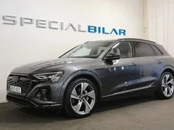 Grå Begagnad 2023 Audi Q8 e-tron S-Line SUV | 729 000 kr (Lite dyr)