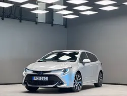 Silver Begagnad 2021 Toyota Corolla Style Kombi | 269 900 kr (Marknadspris)