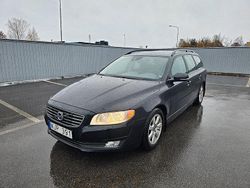 Svart Begagnad 2013 Volvo V70 Kinetic Kombi | 99 800 kr (Lite dyr)