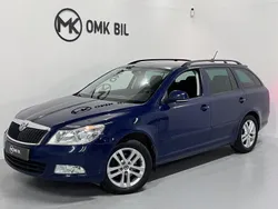 Blå Begagnad 2012 Skoda Octavia Elegance Kombi | 89 900 kr (Lite dyr)