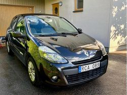 Svart Begagnad 2010 Renault Clio II Halvkombi | 45 000 kr (Lite dyr)