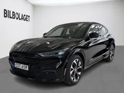 Svart Begagnad 2021 Ford Mustang Mach-E Standard Range SUV | 379 800 kr (Marknadspris)