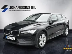 Svart Begagnad 2022 Volvo V60 CC Kombi | 279 900 kr (Bra pris)