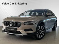 Ljusgrå Begagnad 2023 Volvo V90 CC Plus Kombi | 509 900 kr (Dyr)