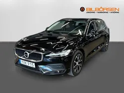 Svart Begagnad 2021 Volvo V60 Momentum Kombi | 249 900 kr (Marknadspris)