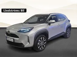 Silver Begagnad 2024 Toyota Yaris Cross Active SUV | 319 900 kr (Lite dyr)