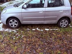Begagnad 2010 Kia Picanto Halvkombi | 65 000 kr
