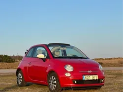 Röd Begagnad 2013 Fiat 500C Pop Cab | 75 000 kr (Marknadspris)