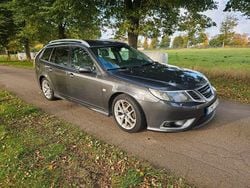 Grå Begagnad 2009 Saab 9-3 Aero Kombi | 79 900 kr (Dyr)