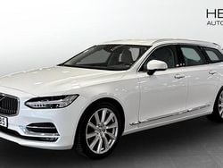 Vit (white) Begagnad 2016 Volvo V90 Inscription Kombi | 284 900 kr (Marknadspris)