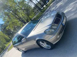 Silver Begagnad 2005 Mercedes E200 Avantgarde Kombi | 39 900 kr (Bra pris)