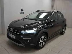 Svart Begagnad 2022 Dacia Sandero Stepway Halvkombi | 139 900 kr (Superpris)