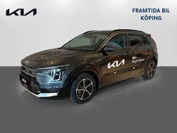Grå Begagnad 2023 Kia Niro Advance SUV | 412 159 kr (Lite dyr)