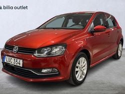 Röd Begagnad 2015 VW Polo Halvkombi | 89 900 kr (Marknadspris)