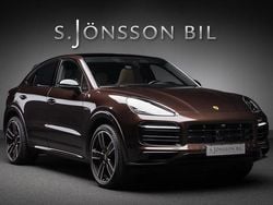 Mahogany metallic Begagnad 2022 Porsche Cayenne Platinum Edition SUV | 929 000 kr (Bra pris)