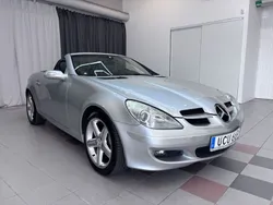 Silver Begagnad 2006 Mercedes SLK200 Cab | 99 900 kr (Marknadspris)
