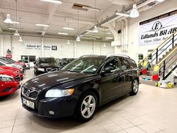 Svart Begagnad 2011 Volvo V50 Standard Kombi | 47 800 kr (Marknadspris)