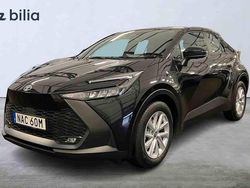Svart Begagnad 2025 Toyota C-HR SUV | 315 000 kr