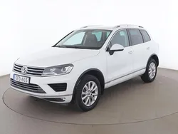 Vit Begagnad 2016 VW Touareg SUV | 200 000 kr (Bra pris)
