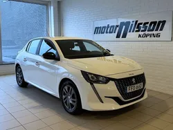 Vit Begagnad 2022 Peugeot 208 Active Halvkombi | 144 500 kr (Marknadspris)