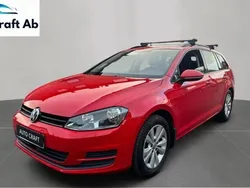 Röd Begagnad 2015 VW Golf VII Kombi | 109 900 kr (Marknadspris)