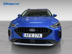 Blå Begagnad 2023 Ford Focus Active Kombi | 239 800 kr (Marknadspris)