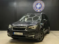 Mörkgrå (grå) Begagnad 2016 Subaru Forester SUV | 169 800 kr (Marknadspris)