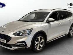 Grå (silver) Begagnad 2021 Ford Focus Active Kombi | 179 900 kr (Marknadspris)