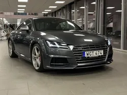 Svart Begagnad 2015 Audi TTS Sportkupé | 309 900 kr