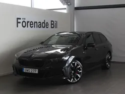 Svart Begagnad 2025 BMW 550e M Sport Kombi | 1 019 900 kr (Bra pris)