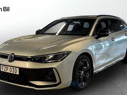 Silver Begagnad 2024 VW Passat R-line Kombi | 469 900 kr