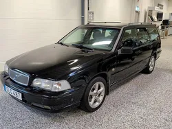 Svart Begagnad 1999 Volvo V70 Kombi | 29 000 kr (Dyr)