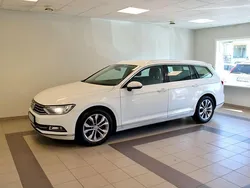 Vit Begagnad 2016 VW Passat Kombi | 139 900 kr (Marknadspris)