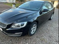 Svart Begagnad 2016 Volvo V60 Kinetic Kombi | 105 000 kr (Bra pris)