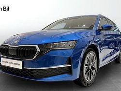 Blå Ny 2025 Skoda Octavia Selection Kombi | 376 000 kr (Marknadspris)