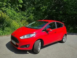 Röd Begagnad 2017 Ford Fiesta Titanium Halvkombi | 99 900 kr (Bra pris)