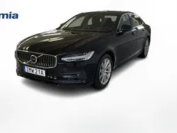 Svart Begagnad 2022 Volvo S90 Momentum Sedan | 369 000 kr (Marknadspris)