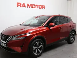 Röd Begagnad 2023 Nissan Qashqai 360º SUV | 339 800 kr (Marknadspris)
