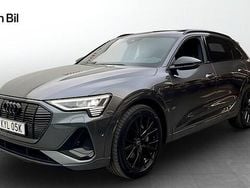 Grå Begagnad 2022 Audi e-tron S-Line SUV | 489 000 kr (Lite dyr)